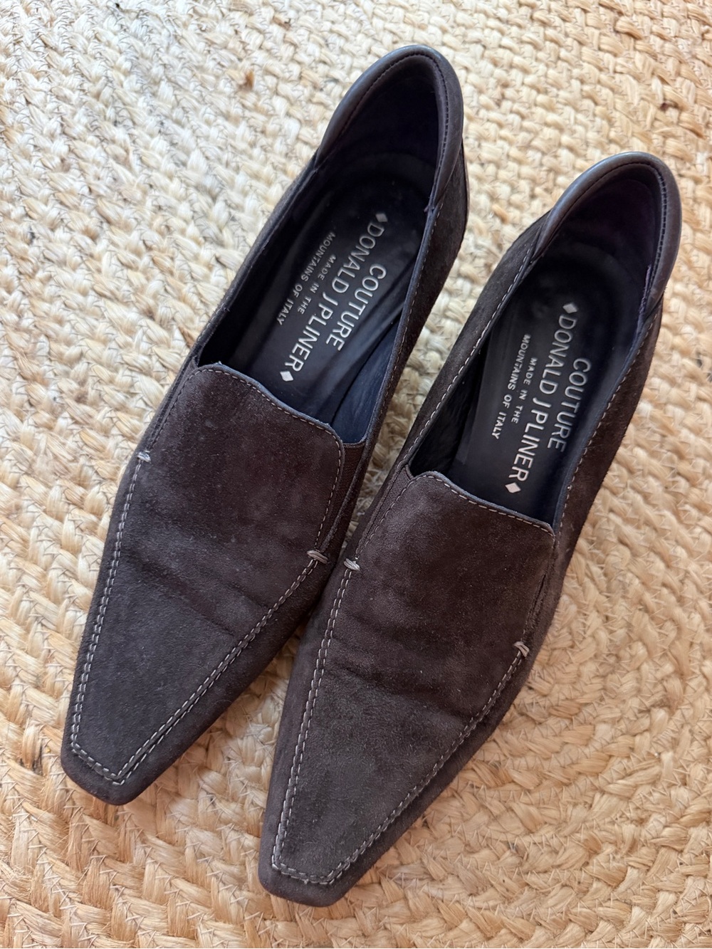 Vintage Couture Donald J Pliner Italian Suede Brown Kitten Heel Pumps Sz 5M